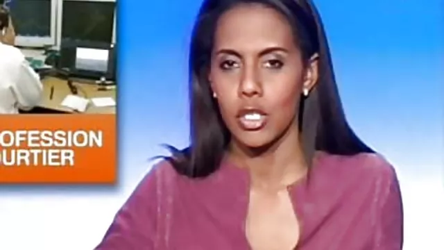 我的手指我肿胀的阴蒂从奶奶的毛衣倒 丛林性爱电影