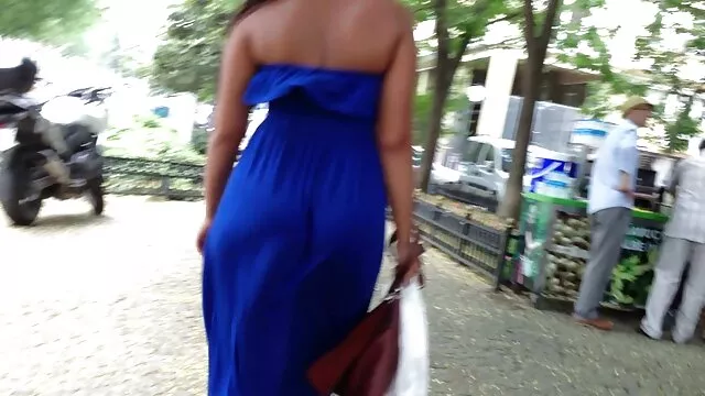 蒙住眼睛为一个甜美的女孩做女同性恋 大针锋相对的女同性恋色情片