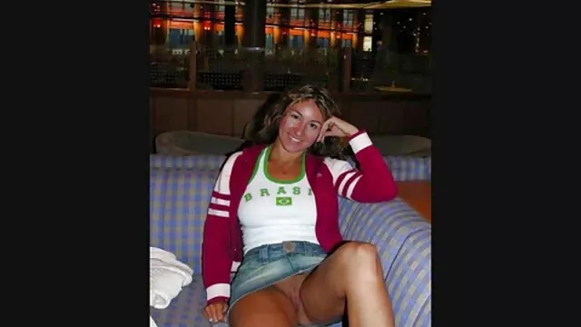 失去了：赤裸裸的女孩束缚青少年的情人 性爱视频电影