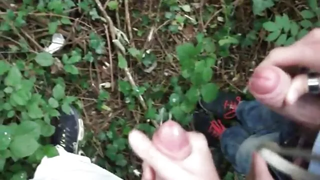 我想看热超级明星 大胸部热性