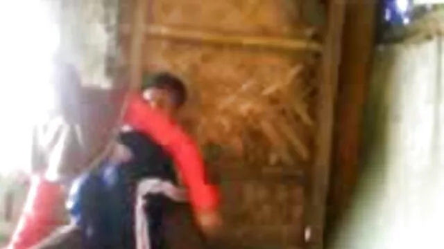 制服业余的视频1 连裤袜管