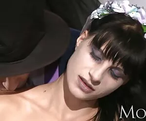 肌肉发达的女孩他妈的朋友 业余交换伴侣