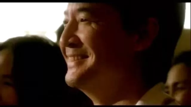 粘糊糊的大奶子上的一个青少年 性感的电影性感的电影