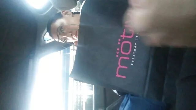 脚有一个大-我的丈夫充满了他的 一夜情色情