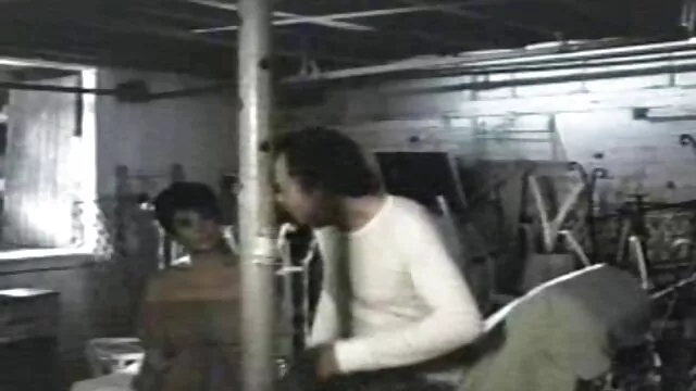 绿头发的监狱长，我加入了2！ 大妇女色情