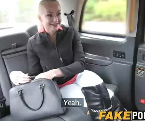 他爱上了一个朋友，然后决定他妈的。 马拉图片性感