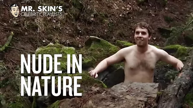 他用油把女孩放进去 性感的蓝色电影视频拜见