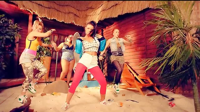 卡米拉,摩洛伊斯兰解放阵线,戴着手铐,个人,手淫 梅根*福克斯的性爱录像带